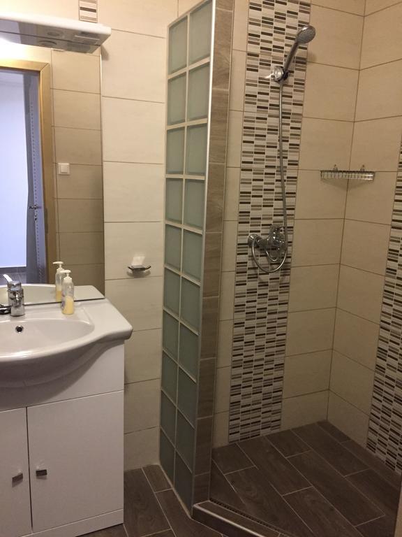 Weninger Studio Apartman Kiskunhalas Exterior foto